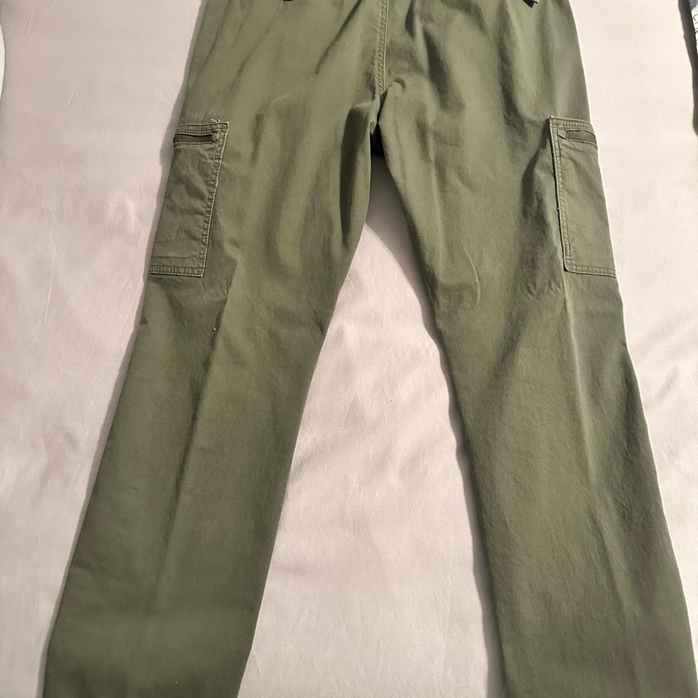 Olive Green Men's Cargo Pants - Picture 2 of 4